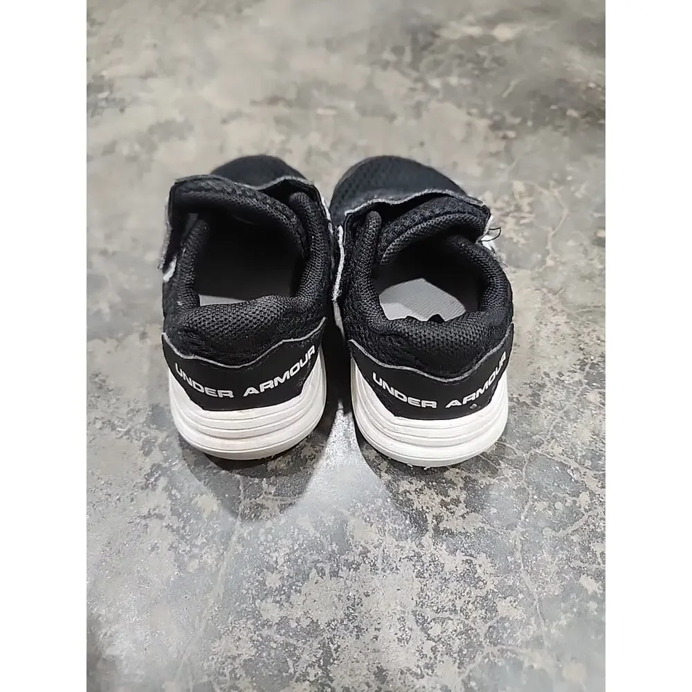 2 Pairs Under Armour Assault & Surge Toddler Shoe Sz 6 K Black Hook & Loop
